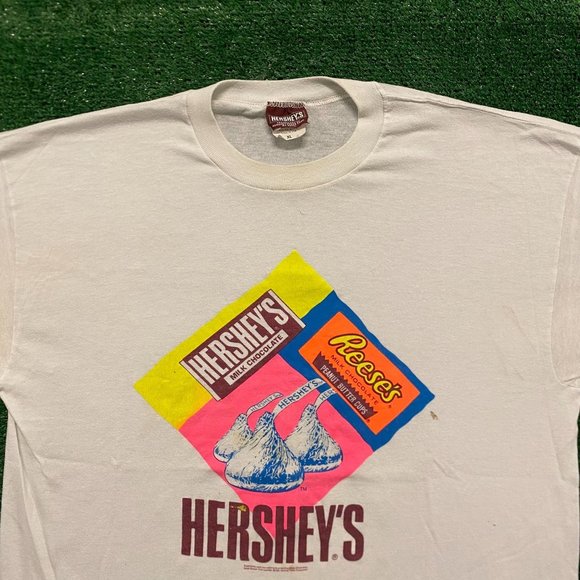 Hershey's Chocolate Vintage 90s Candy Junk Food T-Shirt - Picture 2 of 4